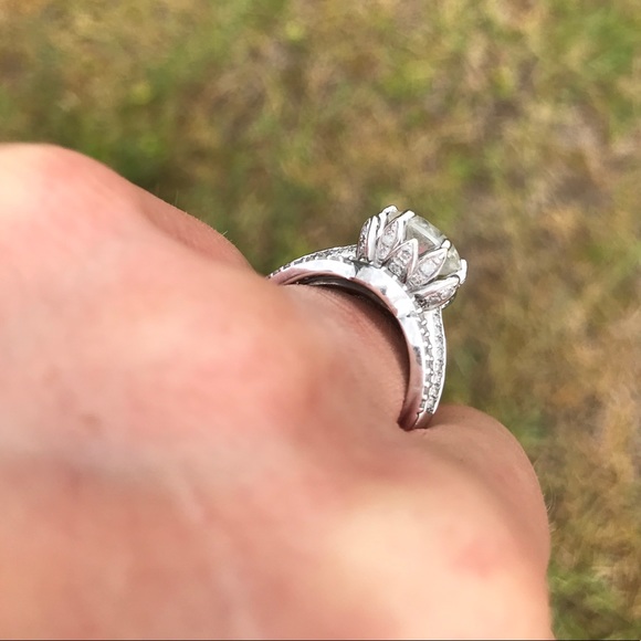 ✨💎  Wedding Ring 💎✨💍 - Picture 4 of 8